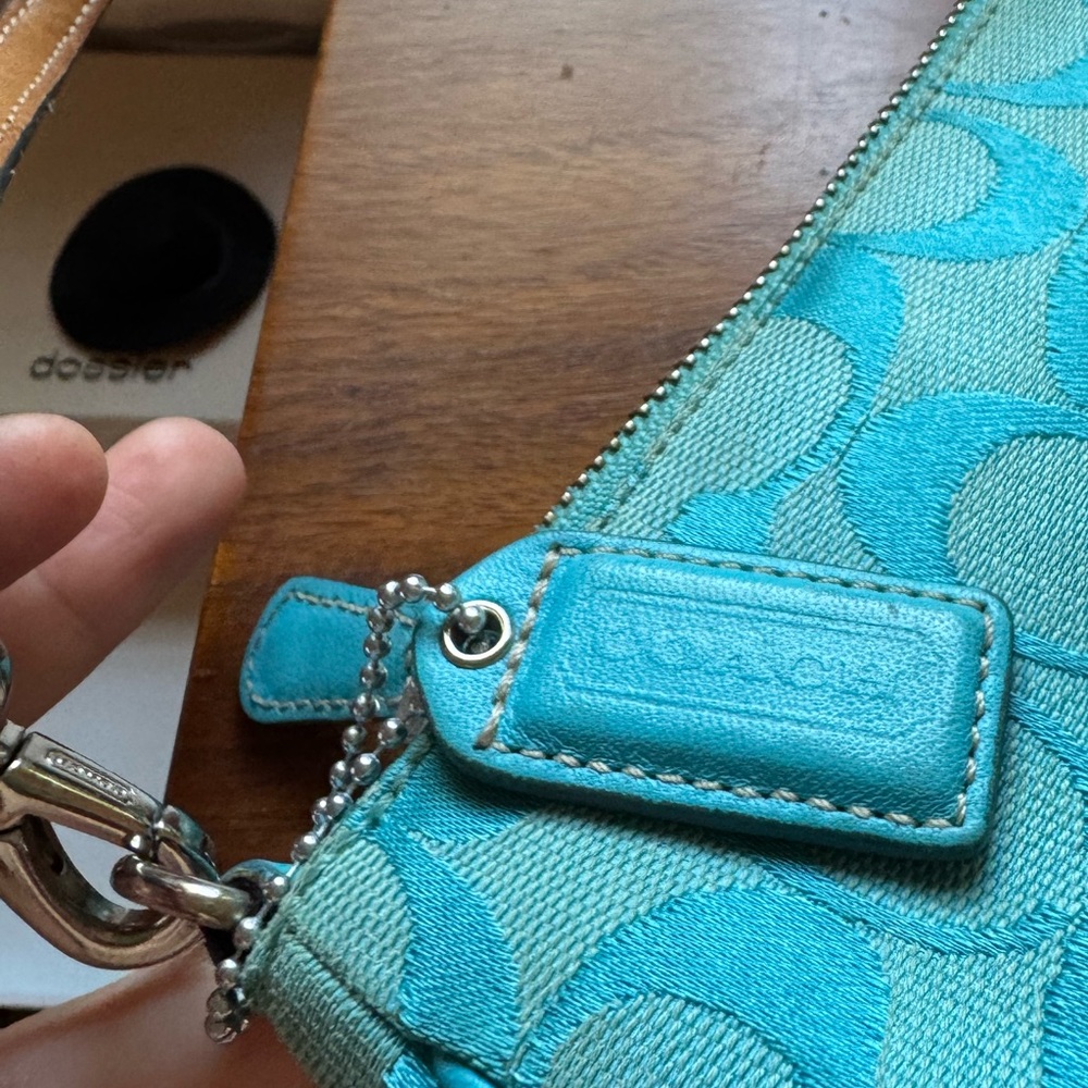Vintage Coach Turquoise Demi Signature Jacquard Aquamarine Blue Bag + hangtag! - Picture 12 of 12